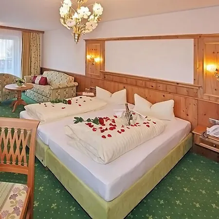 Almhof Lackner Hotel