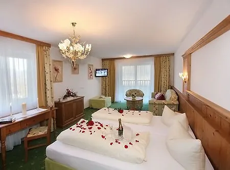 Hotel Almhof Lackner 3*