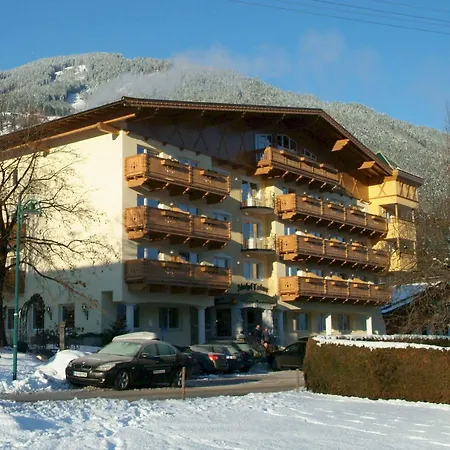 Hotel Almhof Lackner 3*