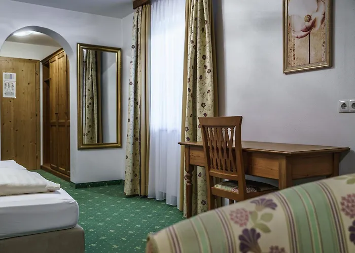 Hotel Almhof Lackner 3*