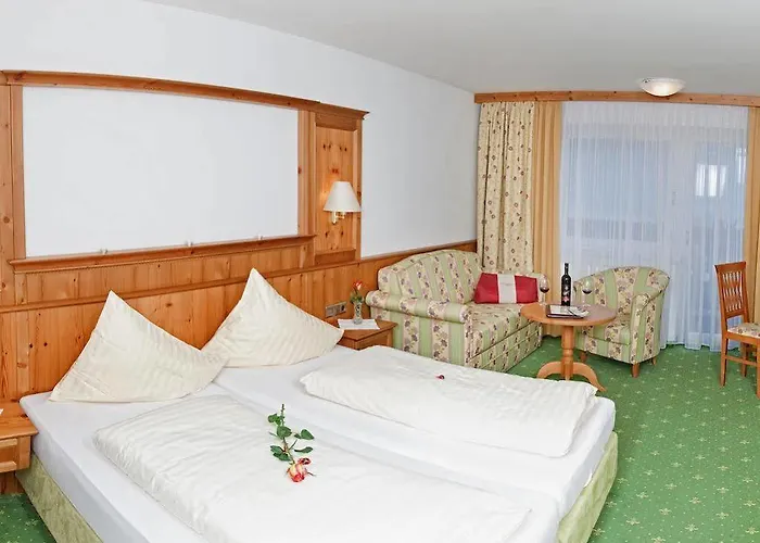 Almhof Lackner Hotel 3*