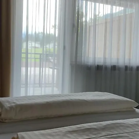 Hotel Almhof Lackner Ried im Zillertal